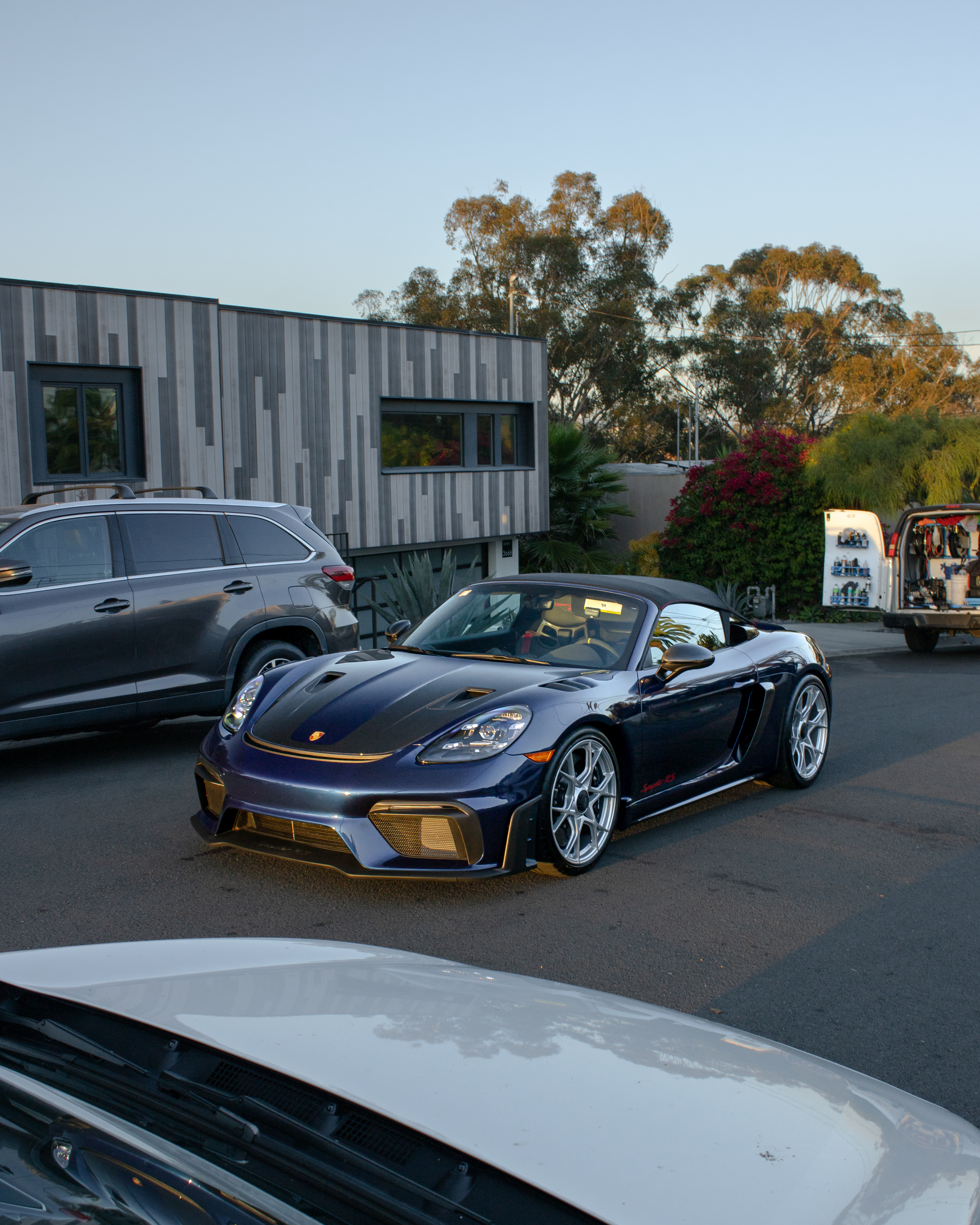 Detailed dark-blue Porsche 718 Spyder